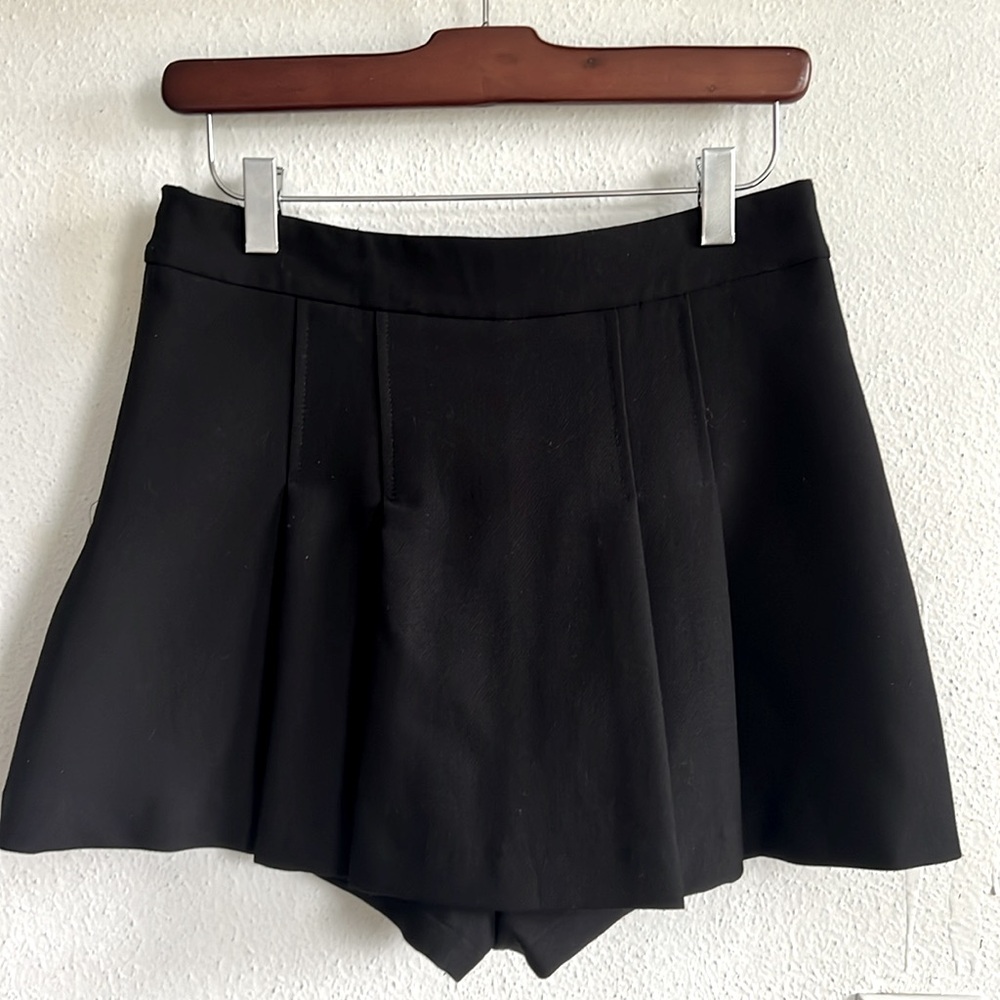 ZARA PLEATED SHORTS - Picture 5 of 7